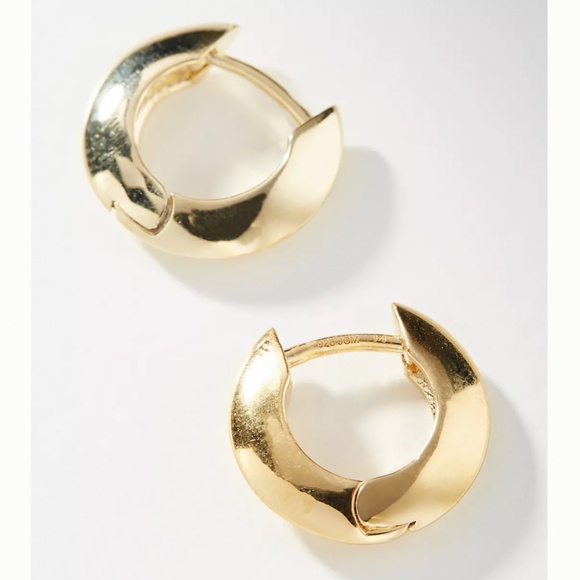 Jennifer Zeuner Jewelry - Farrah Huggie hoop earrings